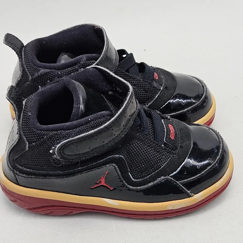 Jordan Team Reign Black Red Patent Leather Toddler Sneakers 8C 364696-061
